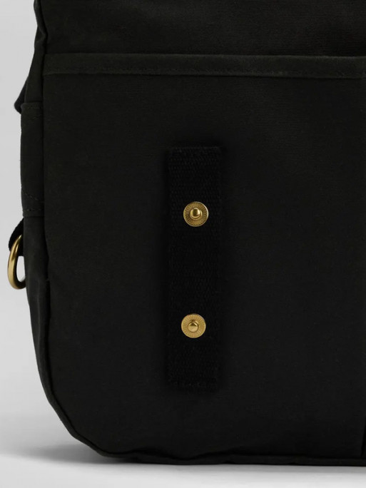 Sacoche cirée Riever Crossbody Barbour